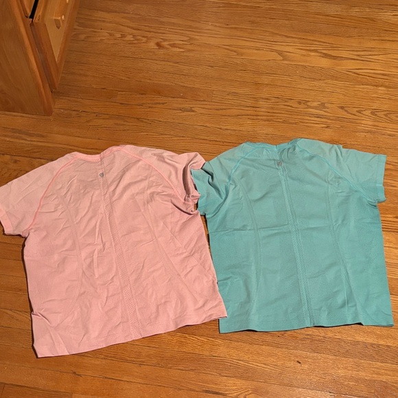 Lululemon bundle *flawed* - Picture 8 of 8